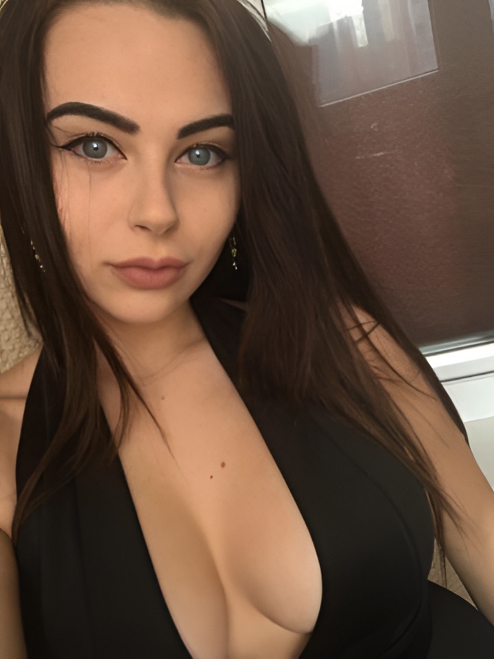 Эвелина привлекательная девушка из Черногорска цена от 3000 руб