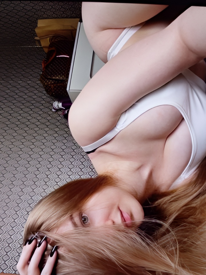 Фаина привлекательная девушка из Черногорска цена от 5000 руб