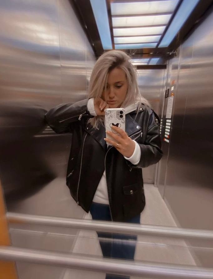 🎥 Ирен привлекательная девушка из Черногорска цена от 5000 руб